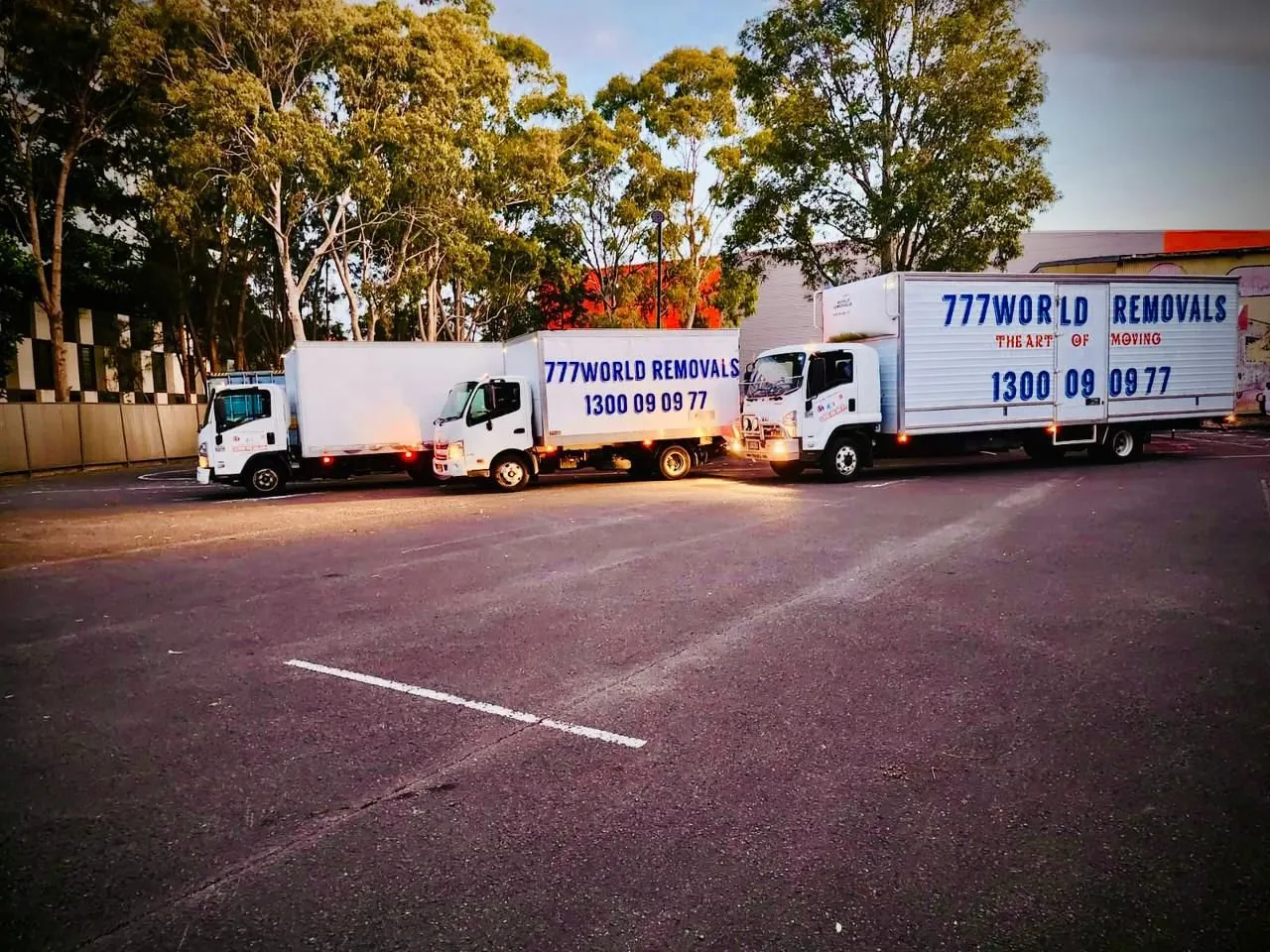 777 World Removals interstate removalists Wollongong truck fleet
