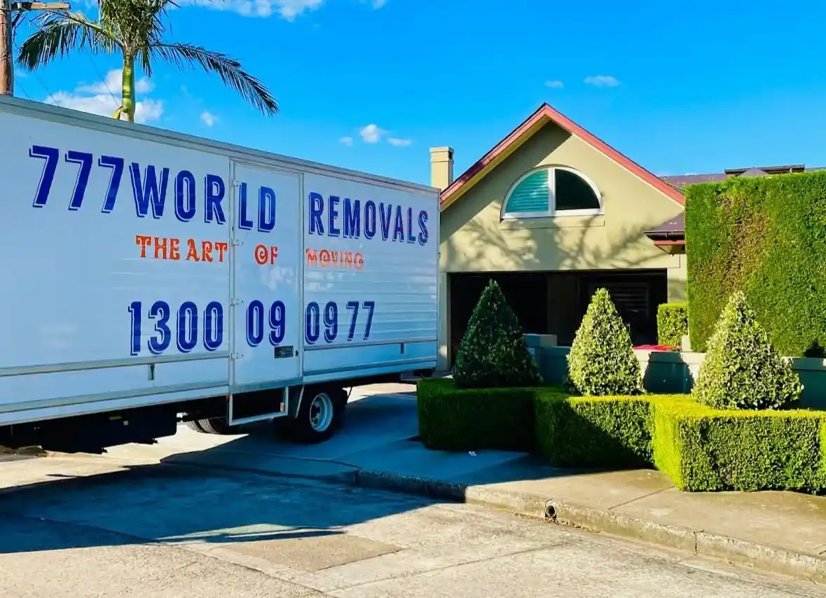 Removalists Wollongong to Newcastle and Newcastle to Wollongong