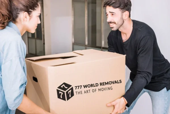 777 World Removals truck providing commercial office movers services between Wollongong and Sydney.